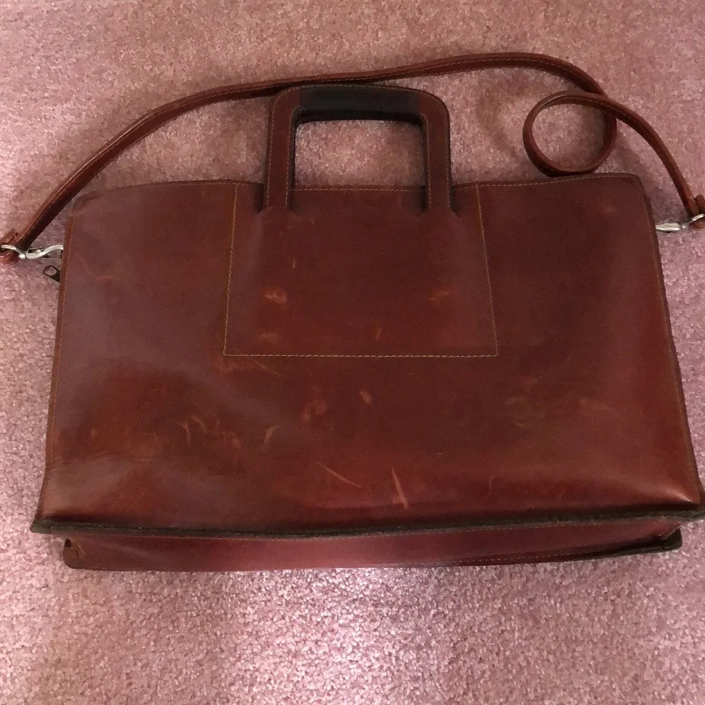 Leather Brief case with zipper close